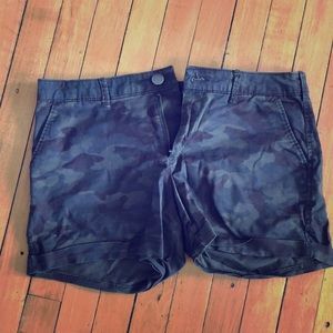Camo Gap shorts